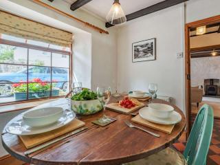2 Bed in Llangwm FB310 - Llangwm - 2