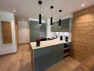 Ski In-Ski Out Luxe Chalet Apartment in Arc 1950 - Newly Renovated - Arc 1950 - 2