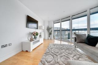 Spacious 2-Bed 2-Bath Apartment with River Views - Greenwich London Ideal for Business Leisure & Long Stays - Londra - 9