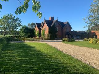 8 Bed in Abbots Bromley 79321 - Abbots Bromley - 0