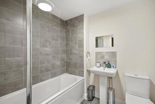 Beautiful 4 Bed in Leicester - Garden - Parking - Leicester - 3