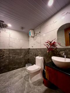 Adams HEAVEN - Anachal - 4