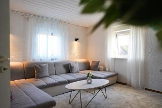 2-geschossiges Comfort Apartment mit Balkon, Netflix und großzügiger Küche für Teams und Familien - Kaiserslautern - 5