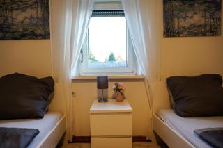 2-geschossiges Comfort Apartment mit Balkon, Netflix und großzügiger Küche für Teams und Familien - Kaiserslautern - 3