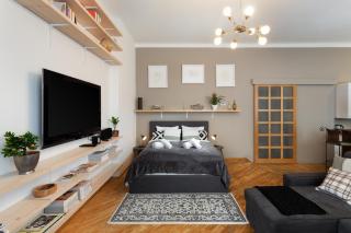 Prague Days - 2 Bedrooms with AC and Netflix - Family Friendly - Old Town - 0