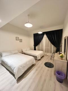 Unique Luxury room in Hotel Apartment - Dubai - 5