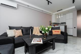 KeyGo #0146 I 1 Bedroom I Near Opera Theatre - Erevan - 0