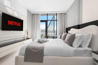 Luxury Apartments - Sea View, Beach Access & Infinity Pool - Seven Palm Residences - 4