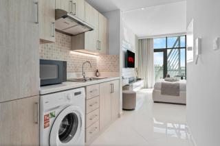 Luxury Apartments - Sea View, Beach Access & Infinity Pool - Seven Palm Residences - 1