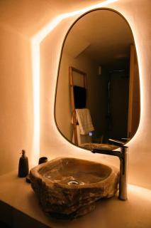 Rosette Apartments - 4