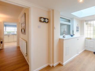 3 Bed in Freshwater 79039 - 9