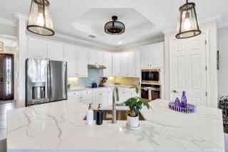 Active Luxury Living with Golf Amenities - Bonita Springs - 3