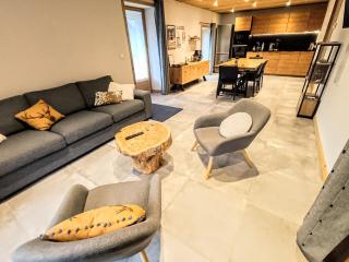 Chez Léon, Jacuzzi et sauna dès le 1er septembre 2025 - Samoëns - 1