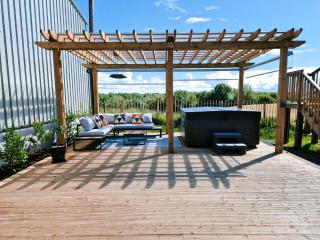 Lorraine's Loft - Cookstown - 4