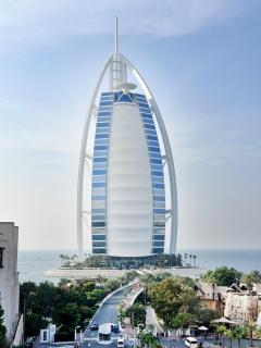 Luxurious 3BR APT Offering Full Burj AlArab Views - 0