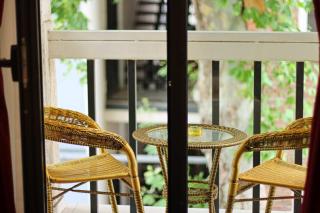 Comfortable 2BR Apt with 3 Balconies - by Wehost - Tbilissi - 8