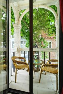 Comfortable 2BR Apt with 3 Balconies - by Wehost - Tbilisi - 5