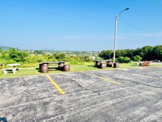 Hometown INN - Berea - 4