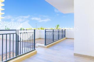 Bloomfields Waves & Whispers 1Br Water Edge - Abu Dhabi - 3