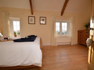 2 bed property in Ilminster Somerset 56523 - 2