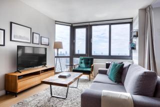 Tribeca Studio w Great views Indoor pool NYC-38 - New York - 9
