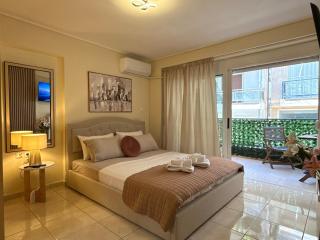 Bright Balcony by Acropolis - Atene - 0