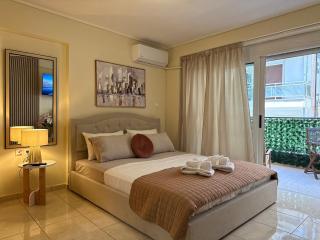 Bright Balcony by Acropolis - Atene - 4