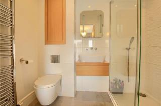 4 Bed modern luxury home - Middlesbrough - 3