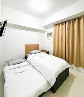 Convertible Solo Budget Studio in Salcedo Village - Manila - 0