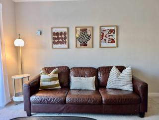 Charming Flat in London with FREE PARKING - 6