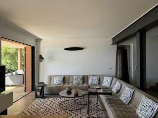 Read Profile Host Before Request - Sea View Villa - Théoule-sur-Mer - 4