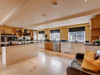 6 Bed in Ellington 91805 - Ellington - 1