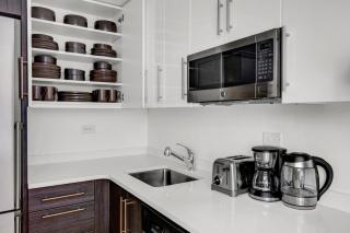 Chelsea 2BR w Gym Doorman nr Penn Station NYC-676 - New York - 3