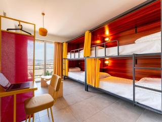 Yellowsquare Athens - Atene - 7