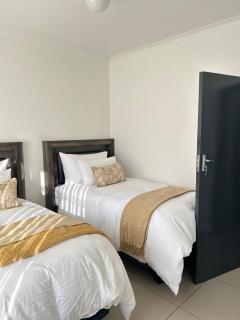 Elyon Suites - Kempton Park - 5