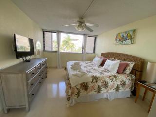 Moon Bay Condo, Paradise Found in Sunny Key Largo, Florida - Key Largo - 4