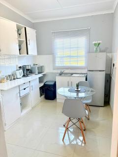 The Nest- on Knowling Street - Grahamstown - 1