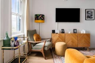 Aurelia Darling - Boutique Poolside Retreat near CBD - Sydney - 5