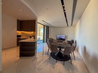 The 1 -Nicosia Luxe Stay- Gym Pool 24h Concierge - Nikosia - 5