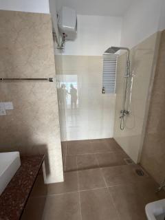Grand Suite - Modern & Spacious - Nikawatawana - 5