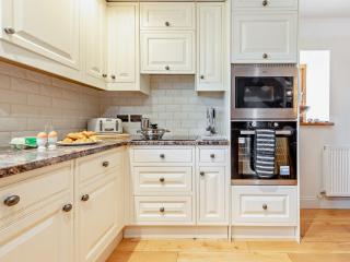 2 Bed in Narberth 72865 - Whitland - 5