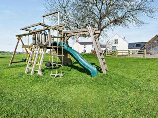 2 Bed in Narberth 72865 - Whitland - 1