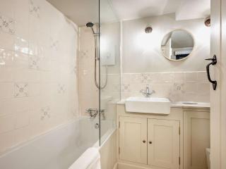 2 Bed in Hook Norton 92008 - Hook Norton - 4