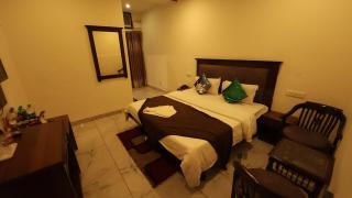Hotel VRS INNS - Chandīgarh - 0
