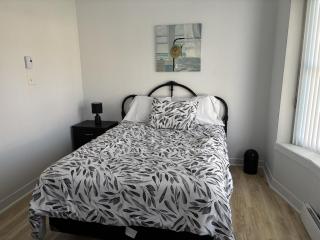 Private Room 2 In A Spacious 5-bedroom Home - 2