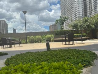 Luxurious Haven in the Sky - Manila - 9