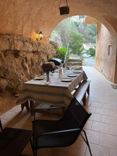 Appartement Spacieux Vue Montagne- Parking gratuit- Proche ÎLE ROUSSE - 0