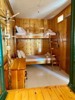 Gregory's House - Avia - 3