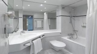 Holiday Inn Stuttgart by IHG - Stuttgart - 6