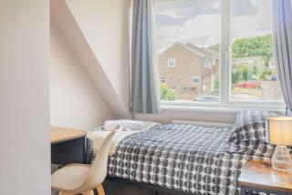 4 Bed House Perfect for Contractors - Stoughton - 5